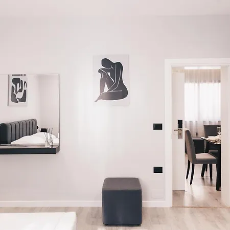 Apartment Mono Boutique