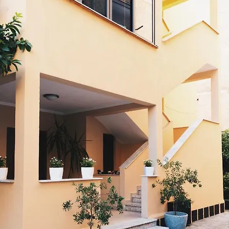 Mono Boutique 티라나